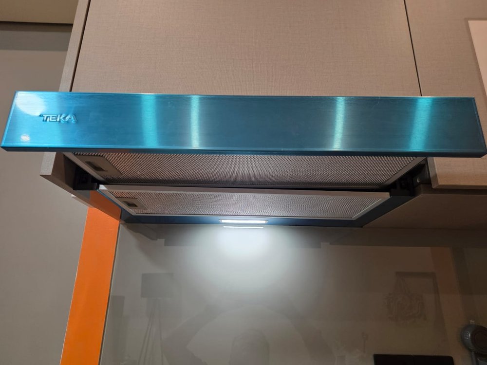 The TEKA cooker hood, full view